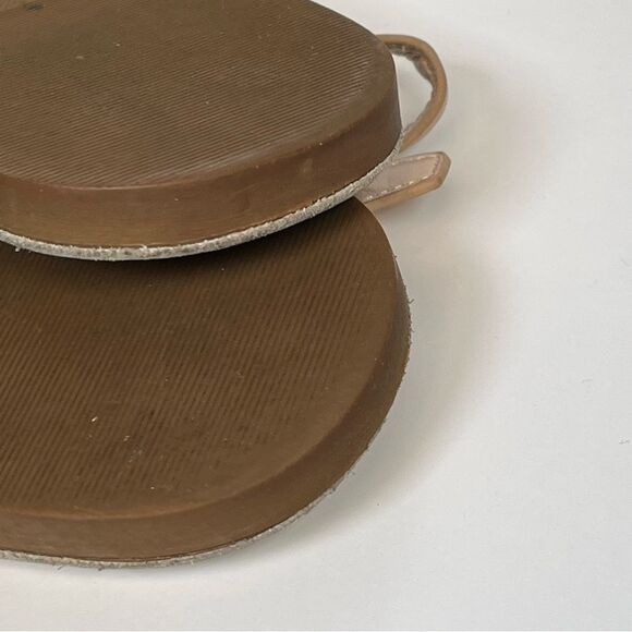 Vince Camuto Nude & Metallic Silver Leather T-Strap Sandals Size 9 - Picture 11 of 15